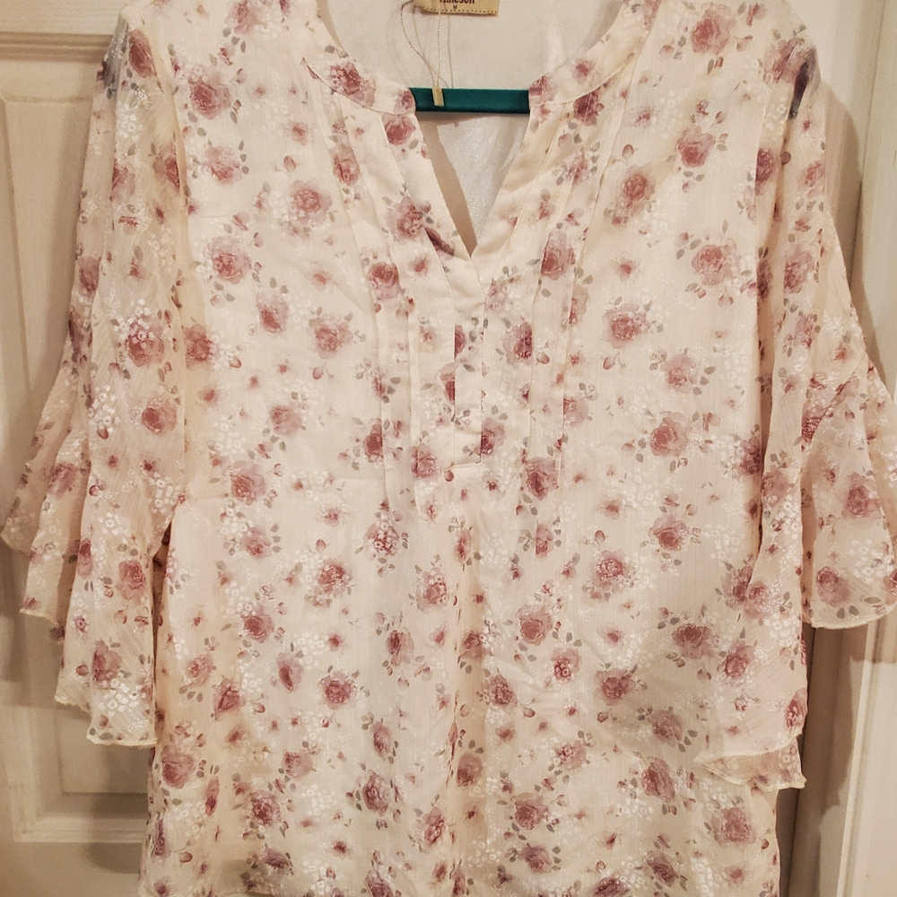 Chic Floral Cream Blouse